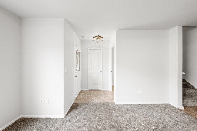 Building Photo - 7640 Red Fir Pt