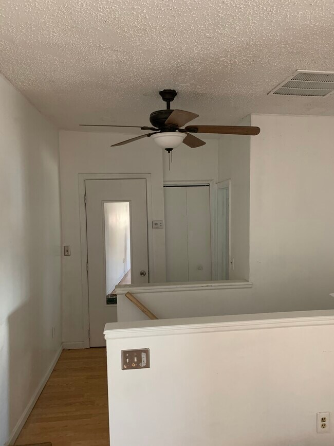 Foto del edificio - 2600 S Mildred St