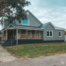 Building Photo - 110 W Main St