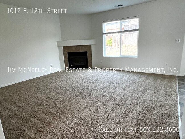 Building Photo - Gorgeous 4 bedroom home in Great Lafayette...