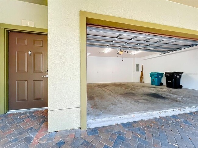 Building Photo - 2586 Grand Central Pkwy