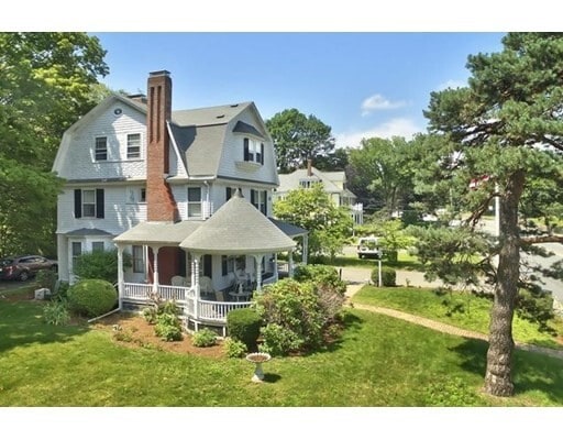 Primary Photo - 326 Lexington St