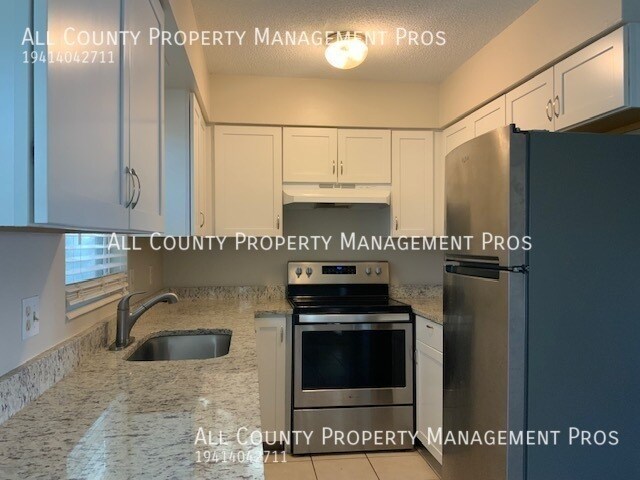 Foto del edificio - 3148 Jennings Dr