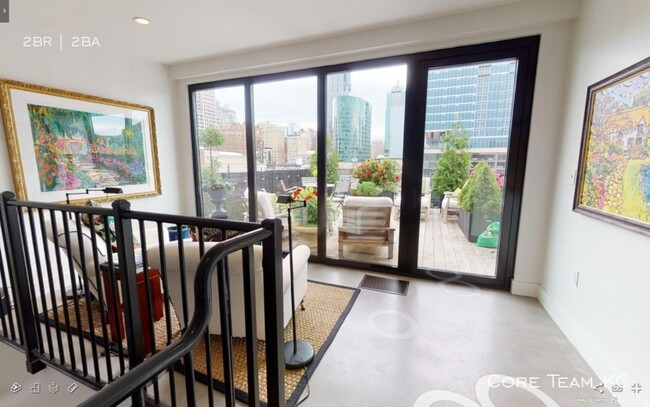 Foto del edificio - Downtown Penthouse For Rent with Private R...