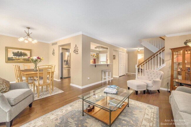 Foto del edificio - 2254 Rivenoak Ct