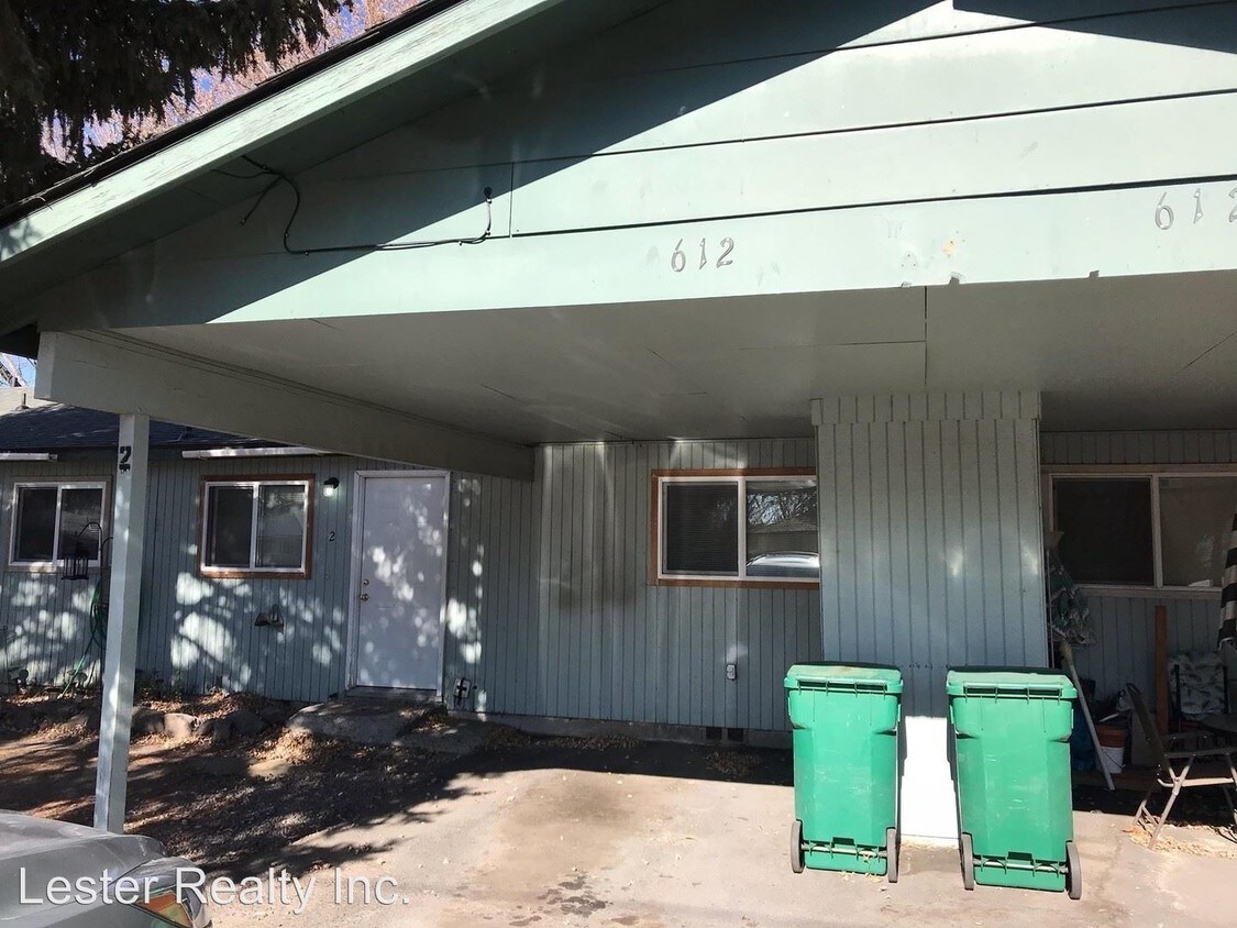Primary Photo - 612 W 3rd St