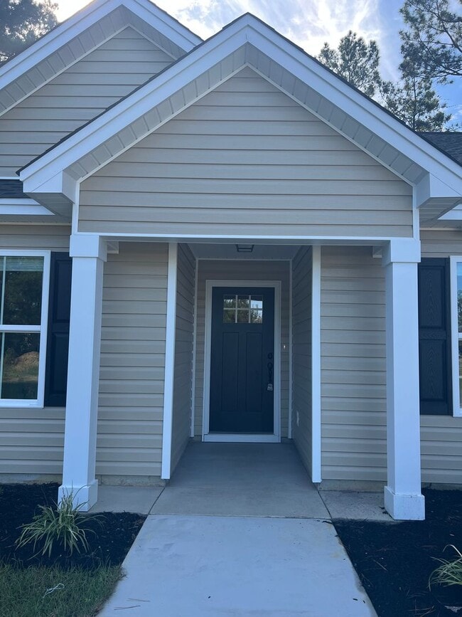 Foto del edificio - BEAUTIFUL NEW home!!! ??? 3 Bedrooms, 2 Ba...