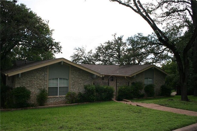 Foto del edificio - 2106 Rabb Rd