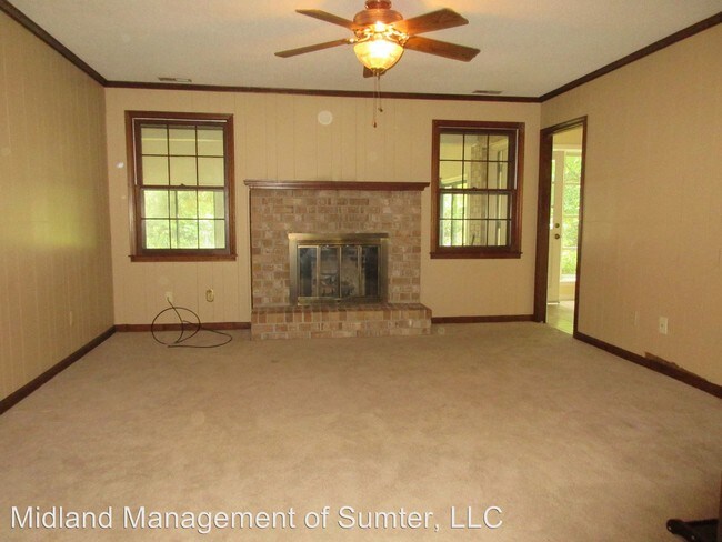 Building Photo - 930 Trailmore Cir