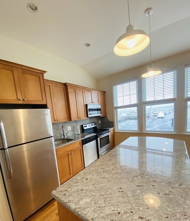 Foto del edificio - 554 Pleasant St