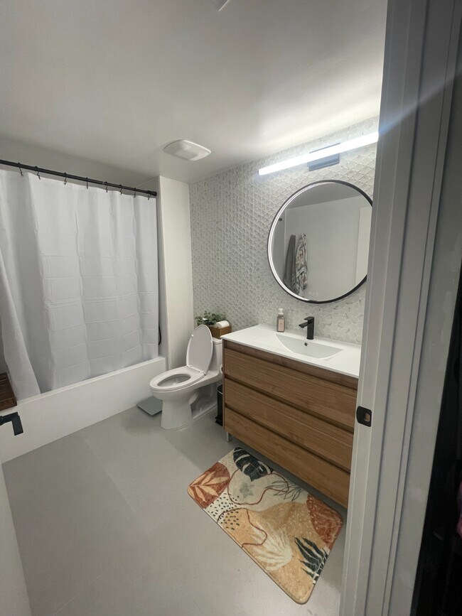 Foto del edificio - 275 NE 18th St