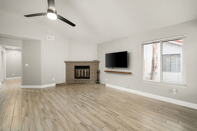 Foto del edificio - 4713 Tobin Rd