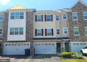 Building Photo - 524 Jacobsen Drive