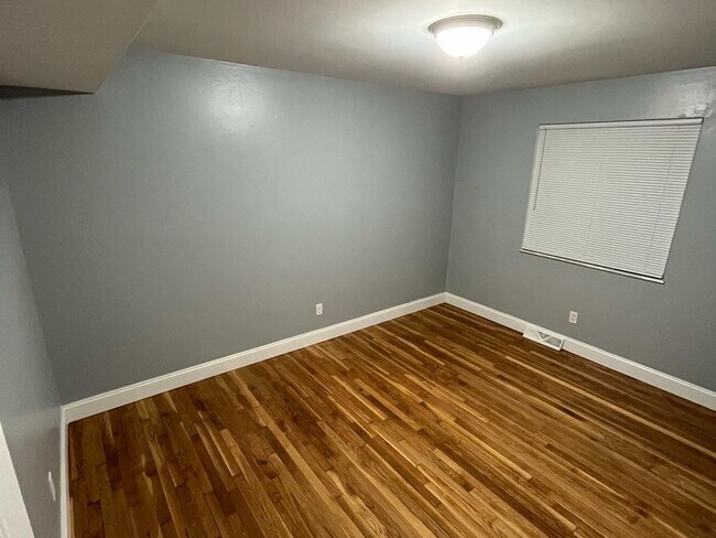 Building Photo - 406 San Juan Dr