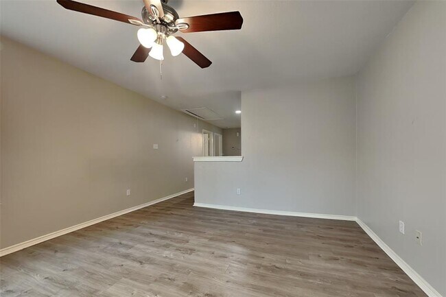 Foto del edificio - 417 Mystic Trail Loop