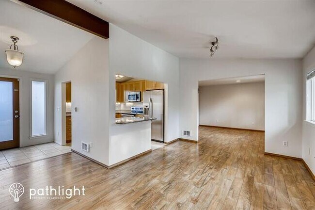 Building Photo - 12602 136th St E, Puyallup, WA, 98374
