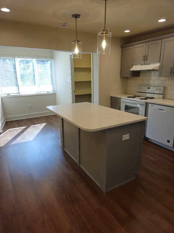 Foto del edificio - 3124 William Penn Hwy