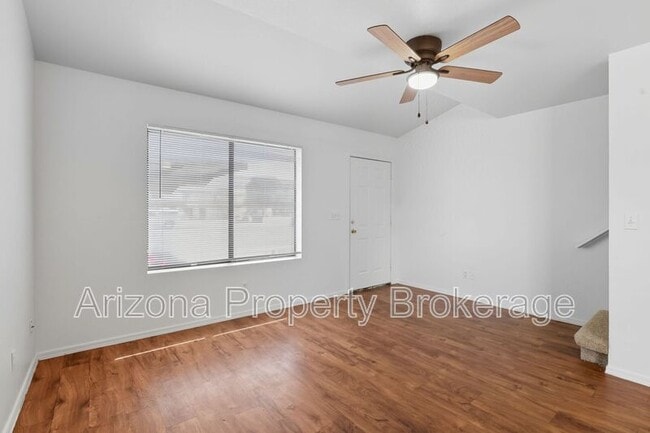 Building Photo - 6144 E Glencove St