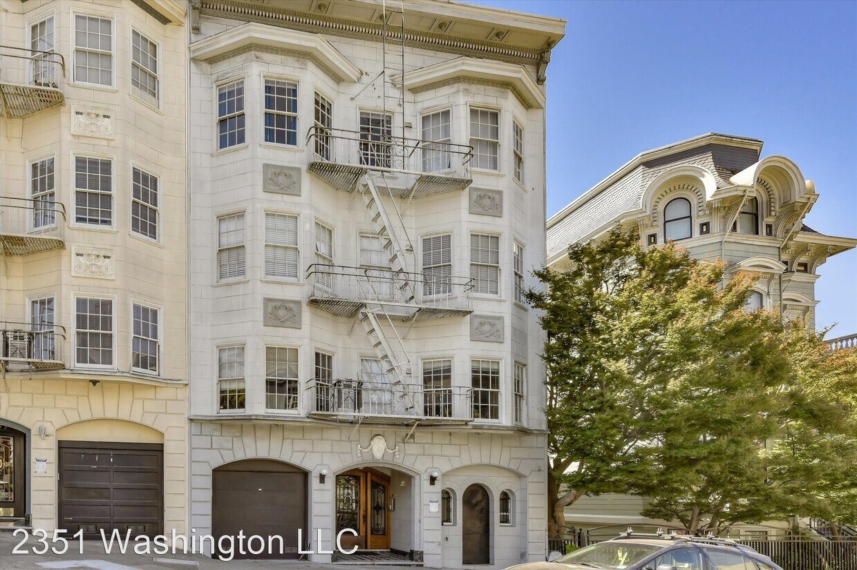 Foto principal - 2351 Washington St