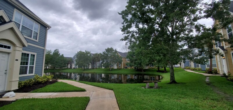 Foto principal - 5560 Rosehill Rd