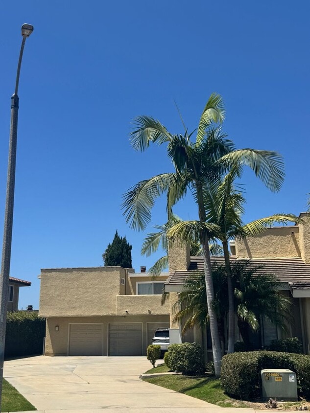 Photo - 2 Bed, 2 Bath Upstairs Apartment - 17762 Paseo Circle #D