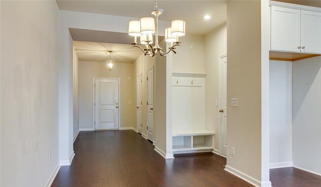 Foto del edificio - Elegant Townhome in Pooler