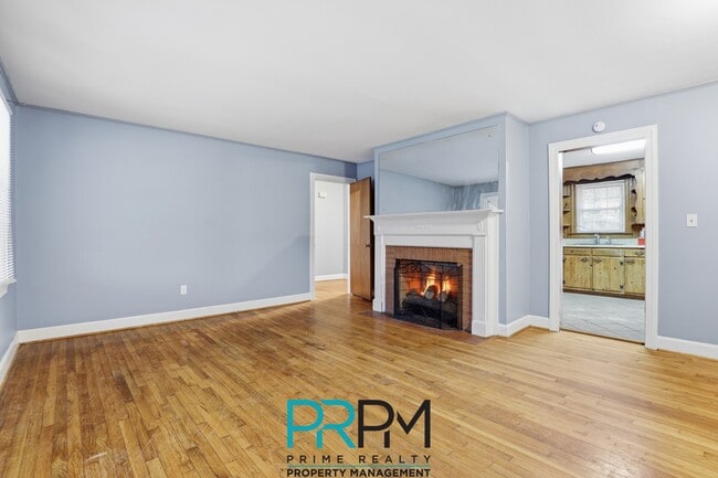 Building Photo - 8 Kathryan Ct