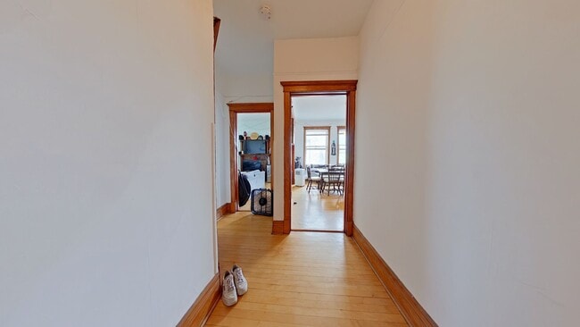 Photo - Top Floor Two Bed Includes Heat! Apartment