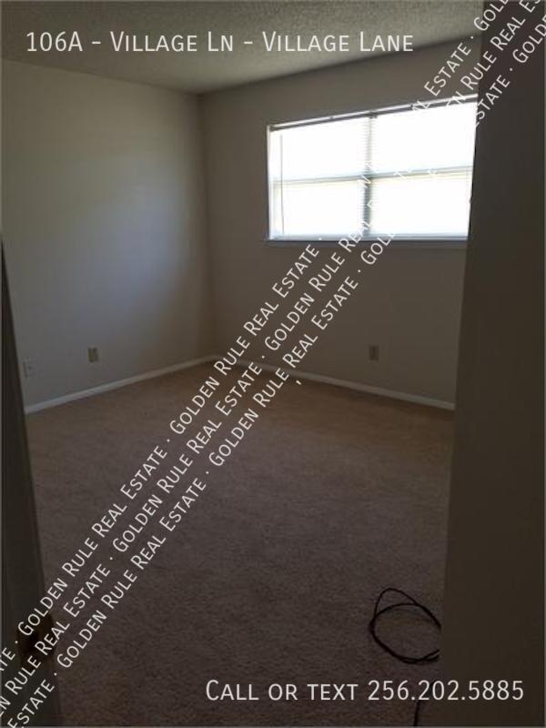 Foto del edificio - 106A - Village Ln-Village Lane