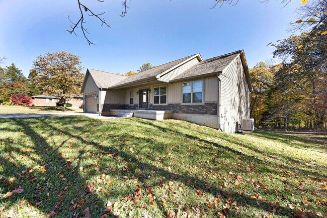 Foto del edificio - 369 Meadowview Dr