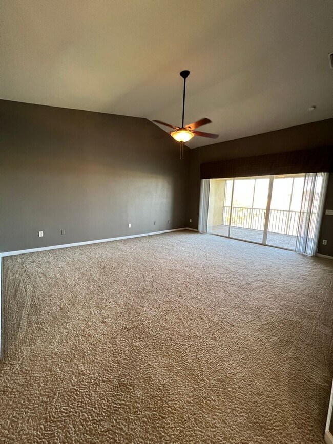 Building Photo - Gated 3/2 in Bartram Park!