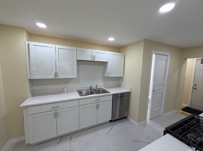 Foto del edificio - Stylish Renovated Home