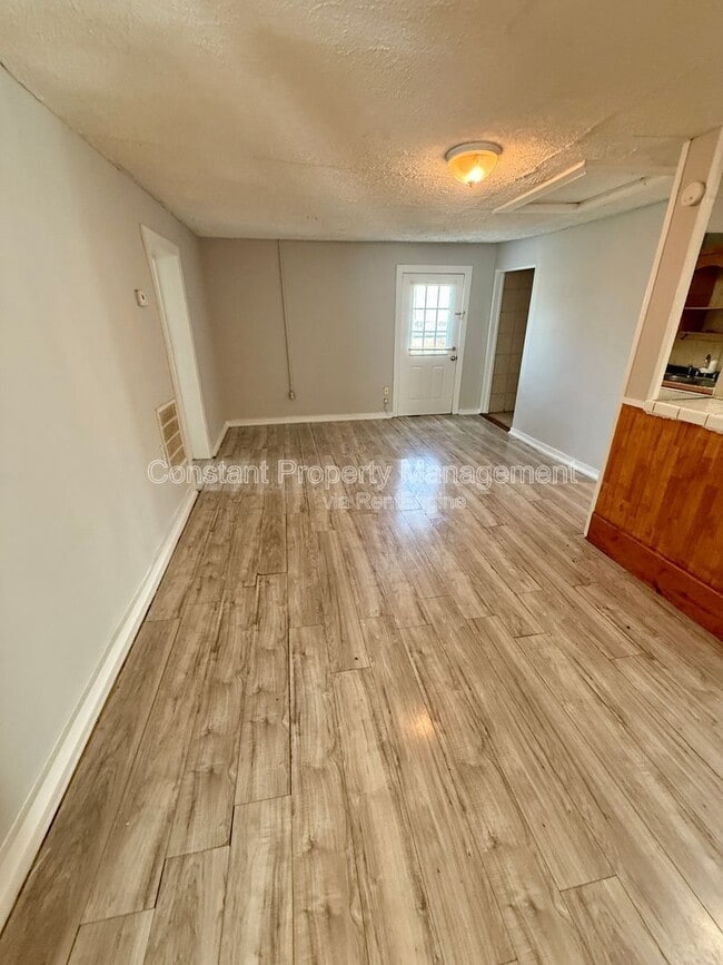 Foto del edificio - 407 Atlanta St