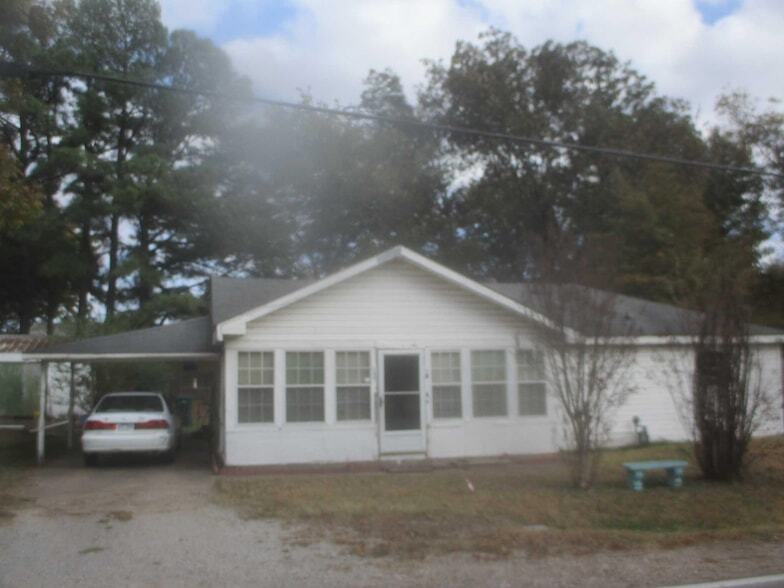 Foto principal - 706 Beauchamp St