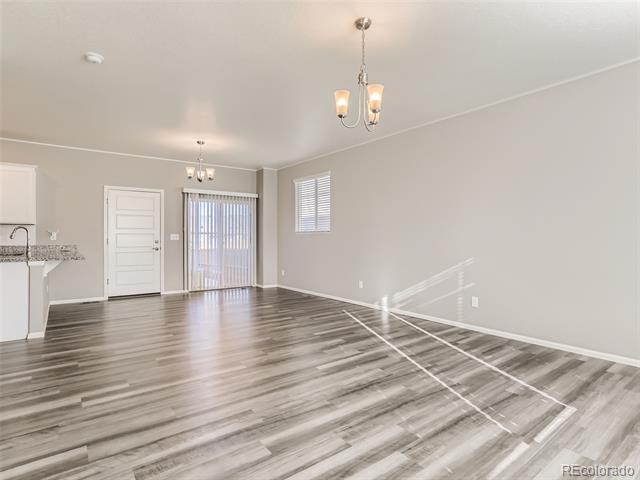 Building Photo - 6882 Longpark Dr