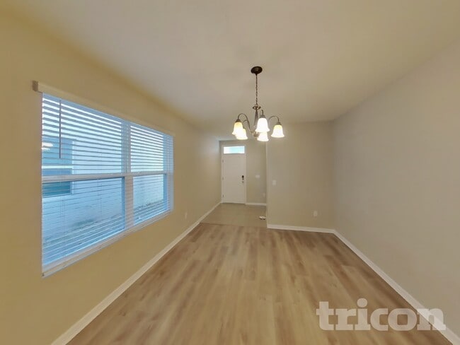 Foto del edificio - 6632 Seaway Dr