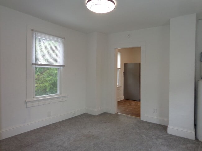 Photo - Lansing2318 Apartment
