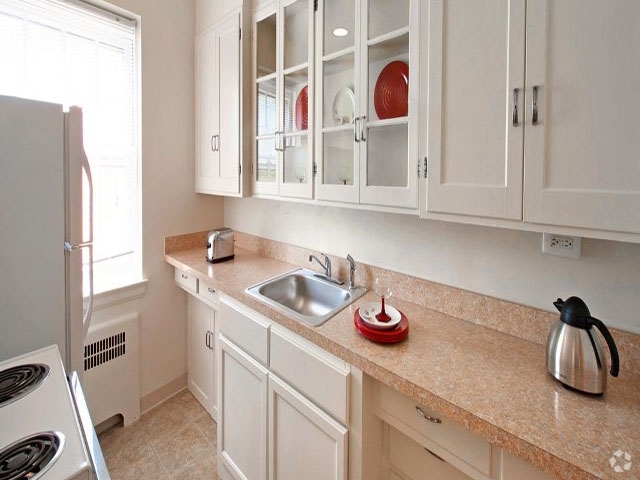 Kitchen - Highland Gardens Apartments, Allentown PA