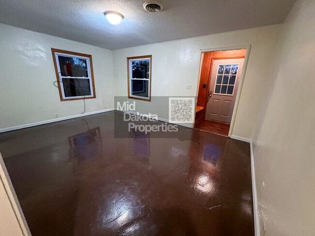 Building Photo - 604 N Wisconsin-2 Bedroom House