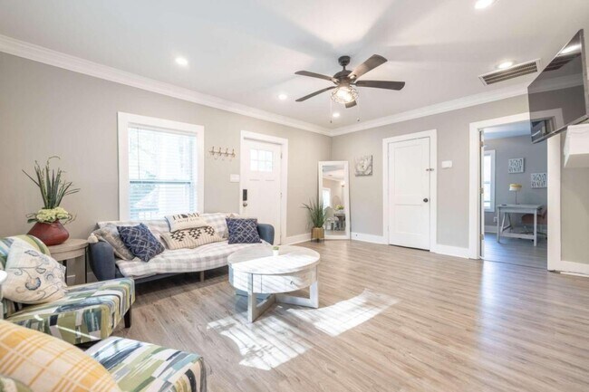 Foto del edificio - 1278 Ladd St SW