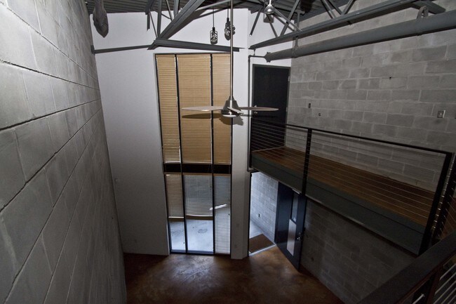 Foto del edificio - 217 N 12TH St
