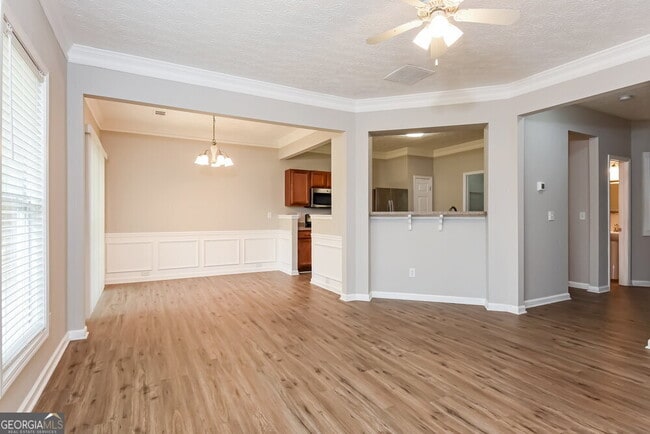 Building Photo - 906 Gardenia Curve