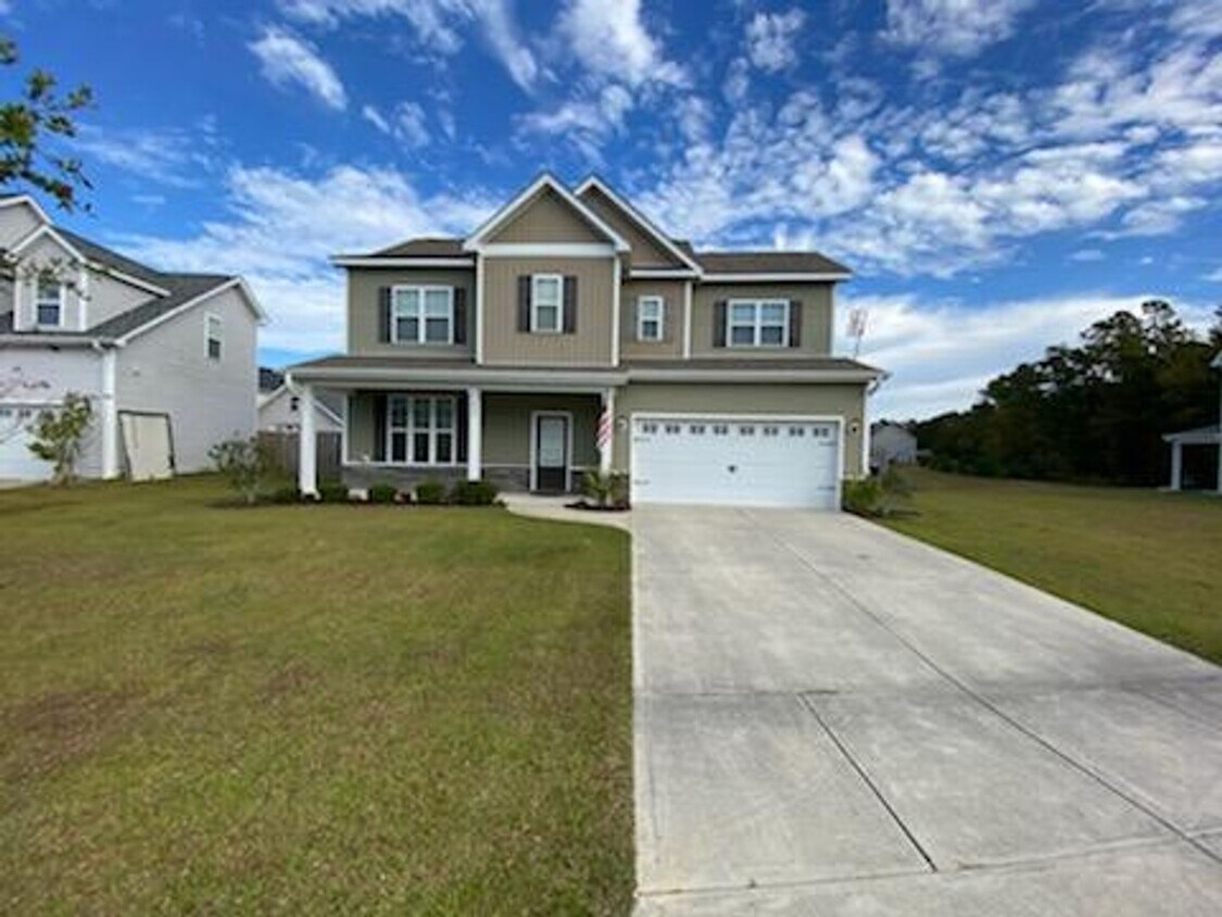 Primary Photo - Hampstead - 3 Bedroom, 2.5 Bath home - Pop...