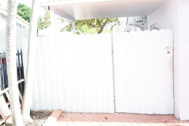 Foto del edificio - 3435 SW 104th Ct