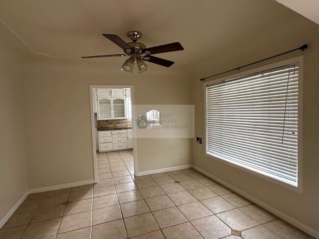 Foto del edificio - 325 Cypress St