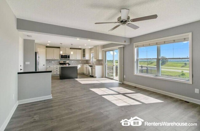 Foto del edificio - 9939 5th St Ln N