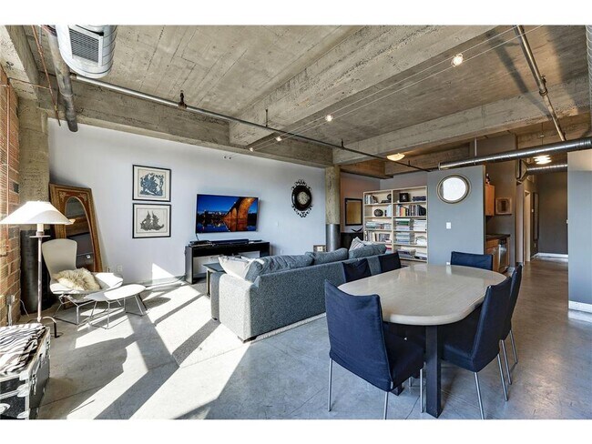 Foto del edificio - 901 N 3rd St