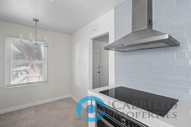 Building Photo - 4217 Meade Ave