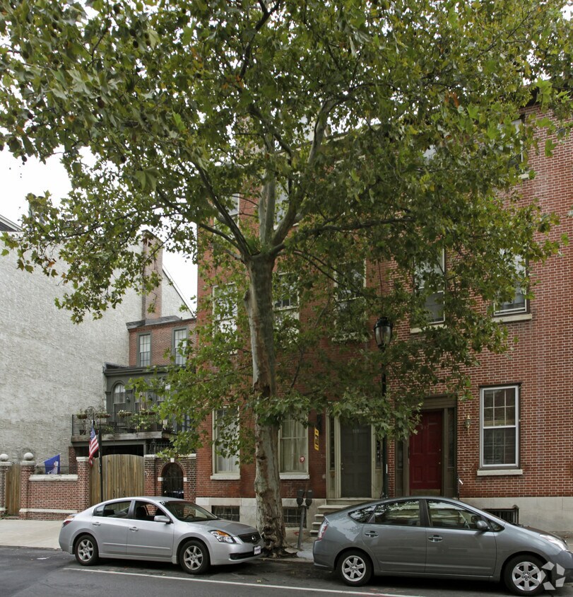 Building Photo - 919 Pine St