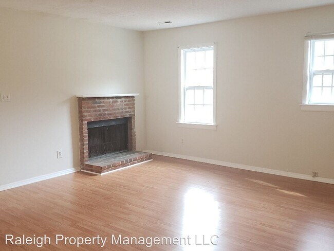Foto del edificio - 1505 Mary Frances Pl